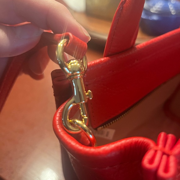 Marc Jacobs mini tote bag in the color of the season - Picture 8 of 8